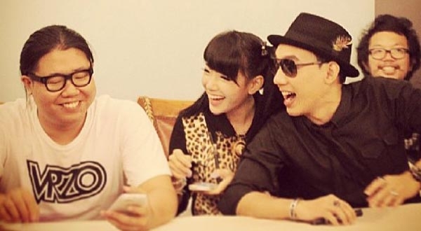 พลอย เดอะกิ๊ก ทับทิม vrzo